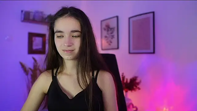 Gia Paige18 online show from 10/26/25, 02:12