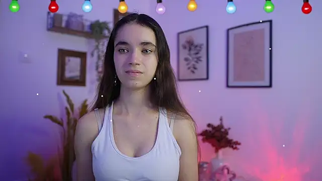 Snapshot of Gia_Paige18 chatting on 12/22/25, 02:14 Gia Paige18 online show from 12/22/25, 02:14