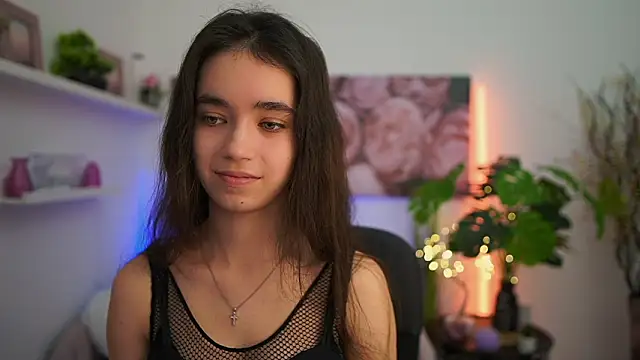 Snapshot of Gia_Paige18 chatting on 02/06/26, 07:28 Gia Paige18 online show from 02/06/26, 07:28