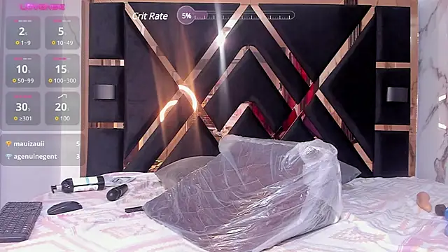 Snapshot of sweetebonny1 chatting on 12/15/24, 12:18 sweetebonny1 online show from 12/15/24, 12:18