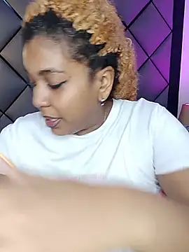 ELLA KELLY online show from 05/15/26, 11:39