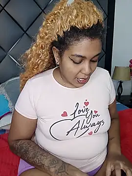ELLA KELLY online show from 05/19/26, 12:00