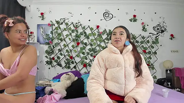 1lovelygirls online show from 01/04/25, 11:33