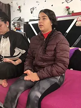 1lovelygirls online show from 11/05/25, 12:16