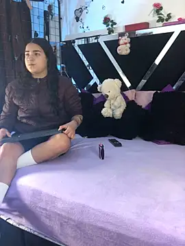 1lovelygirls online show from 12/05/25, 12:47