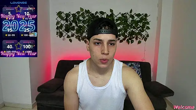 jonathanjoestar  online show from 01/02/25, 08:02