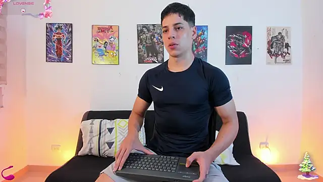 jonathanjoestar  online show from 12/19/25, 09:55