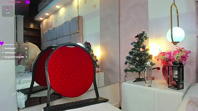 Snapshot of amina_west chatting on 12/01/25, 12:15 amina west online show from 12/01/25, 12:15