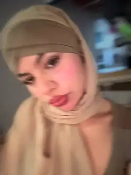 Snapshot of lalilamassu1 chatting on 01/09/26, 02:31 lalilamassu1 online show from 01/09/26, 02:31