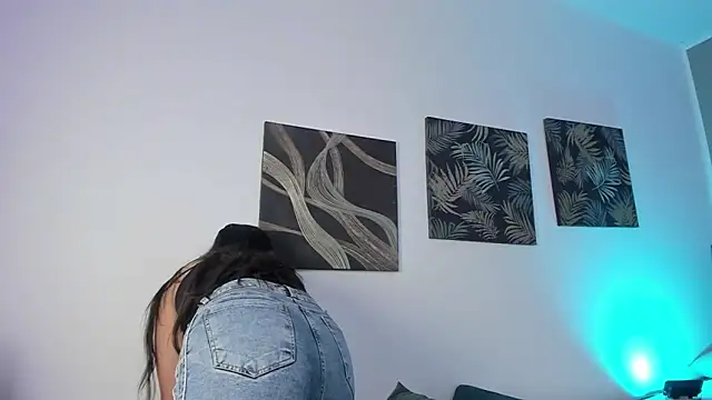 Kathia Morelli online show from 09/22/25, 11:56