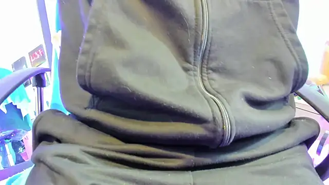 Snapshot of kuromi69 chatting on 02/14/26, 04:42 kuromi69 online show from 02/14/26, 04:42