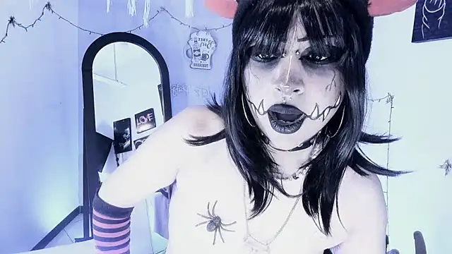 Snapshot of kuromi69 chatting on 02/24/26, 09:18 kuromi69 online show from 02/24/26, 09:18