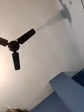 Angel Anamika online show from 02/13/26, 04:19