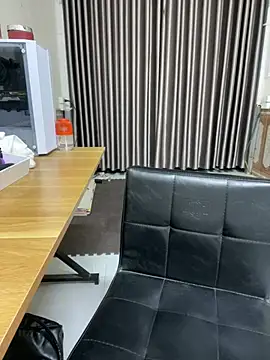 Snapshot of Louis_Baby chatting on 12/31/24, 05:40 Louis Baby online show from 12/31/24, 05:40