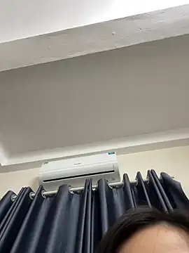 Snapshot of Louis_Baby chatting on 02/12/25, 02:54 Louis Baby online show from 02/12/25, 02:54