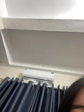 Snapshot of Louis_Baby chatting on 02/25/25, 06:25 Louis Baby online show from 02/25/25, 06:25