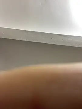 Snapshot of Louis_Baby chatting on 02/26/25, 08:48 Louis Baby online show from 02/26/25, 08:48