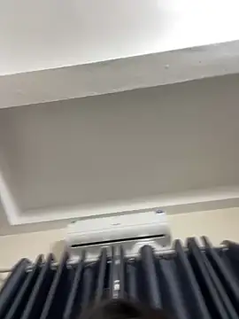 Snapshot of Louis_Baby chatting on 03/10/25, 05:22 Louis Baby online show from 03/10/25, 05:22