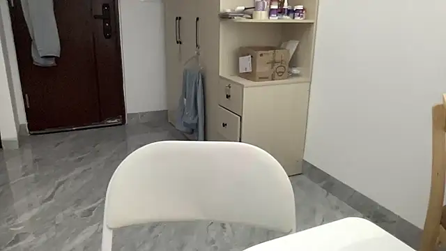 Louis Baby online show from 04/11/26, 02:10