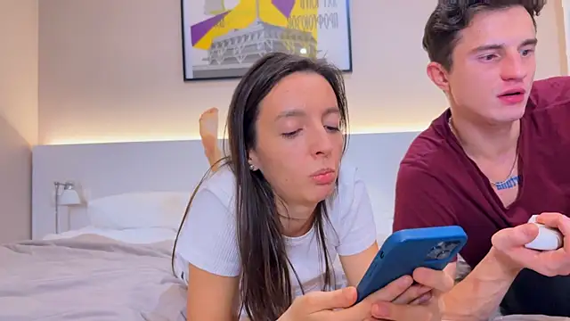 Snapshot of Morning_Stars chatting on 12/15/24, 01:57 Morning Stars online show from 12/15/24, 01:57