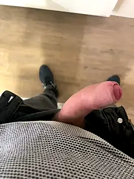 Snapshot of dimitriei chatting on 12/05/24, 07:16 dimitriei online show from 12/05/24, 07:16