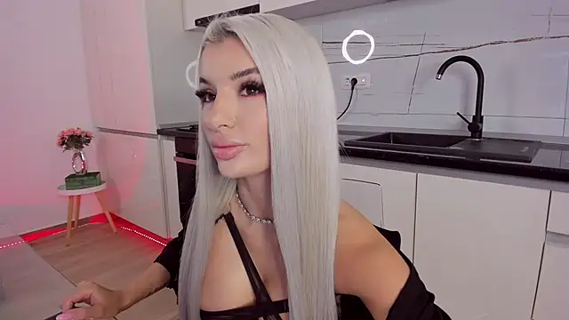 CelyneMay online show from 10/12/25, 03:22