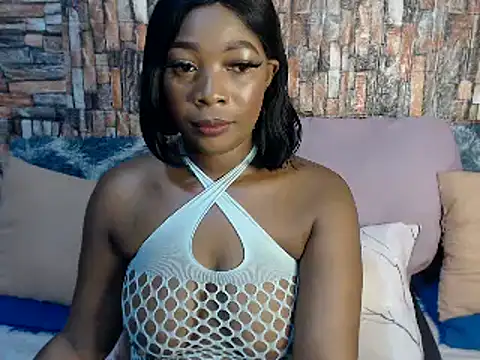 Snapshot of Foxy_African chatting on 03/01/25, 03:10 Foxy African online show from 03/01/25, 03:10
