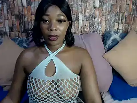 Snapshot of Foxy_African chatting on 03/17/25, 02:56 Foxy African online show from 03/17/25, 02:56