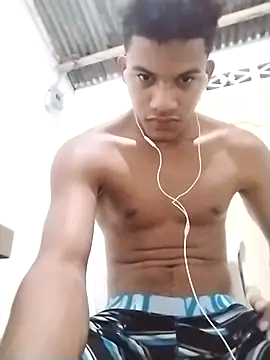 Snapshot of Gutierrez6383 chatting on 03/19/25, 05:08 Gutierrez6383 online show from 03/19/25, 05:08