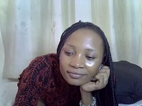 Snapshot of SpicyPetite chatting on 02/01/25, 10:15 SpicyPetite online show from 02/01/25, 10:15