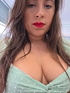 GatitaXD27 online show from 11/05/25, 09:42