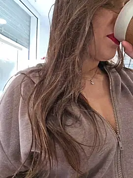 GatitaXD27 online show from 12/03/25, 09:51