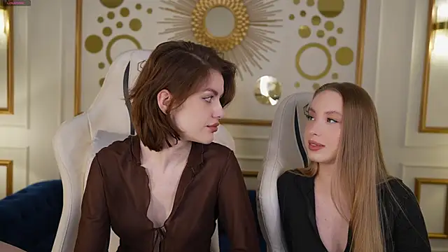 Snapshot of Linda054 chatting on 01/28/25, 03:46 Linda054 online show from 01/28/25, 03:46