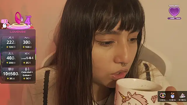 Snapshot of emitaa17228o chatting on 10/14/25, 07:25 emitaa17228o online show from 10/14/25, 07:25