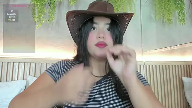 Lana Lann online show from 11/29/25, 12:08