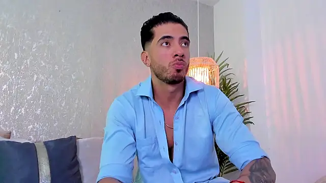 Snapshot of Nate_franco chatting on 10/03/25, 04:09 Nate franco online show from 10/03/25, 04:09