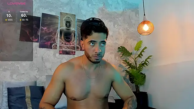 Snapshot of Nate_franco chatting on 10/21/25, 04:02 Nate franco online show from 10/21/25, 04:02