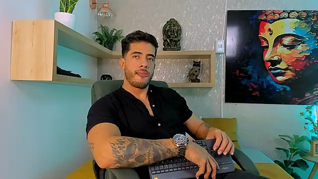 Snapshot of Nate_franco chatting on 10/30/25, 04:25 Nate franco online show from 10/30/25, 04:25