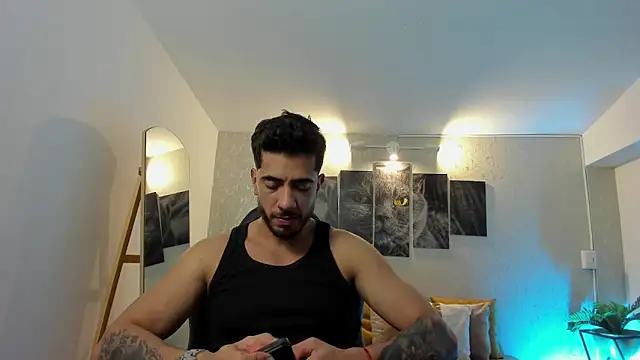 Snapshot of Nate_franco chatting on 11/20/25, 04:12 Nate franco online show from 11/20/25, 04:12