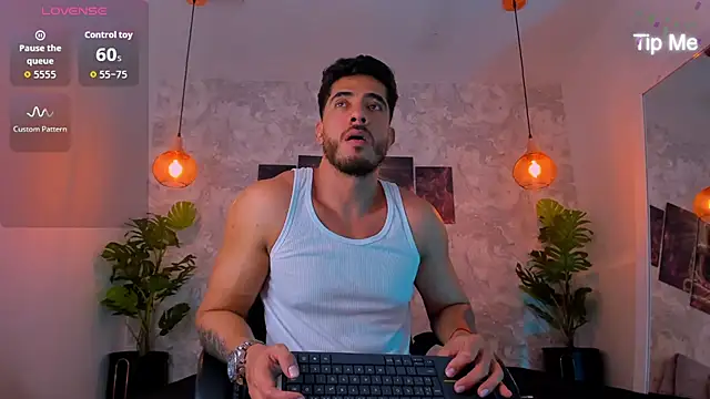 Snapshot of Nate_franco chatting on 11/23/25, 07:35 Nate franco online show from 11/23/25, 07:35