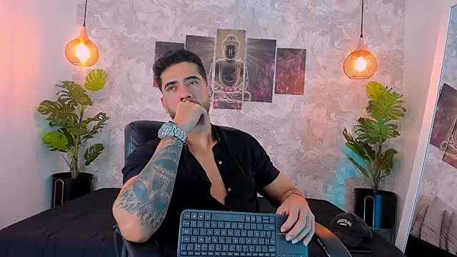 Snapshot of Nate_franco chatting on 11/27/25, 04:14 Nate franco online show from 11/27/25, 04:14