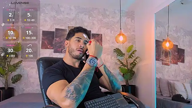 Snapshot of Nate_franco chatting on 12/22/25, 04:31 Nate franco online show from 12/22/25, 04:31