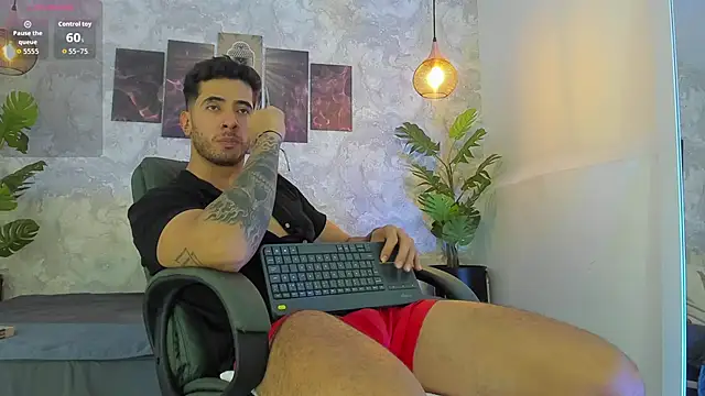 Snapshot of Nate_franco chatting on 02/11/26, 03:33 Nate franco online show from 02/11/26, 03:33