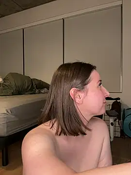 nerdynina online show from 01/16/25, 03:34