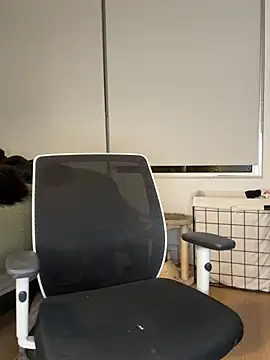 nerdynina online show from 02/02/25, 01:12