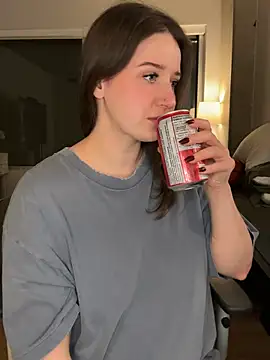 nerdynina online show from 01/10/26, 12:23