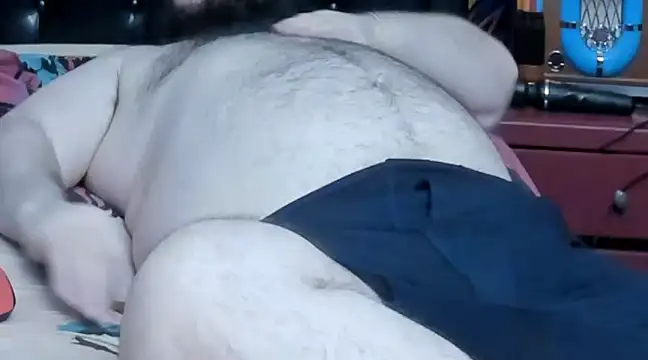 Snapshot of Dominant_BEAR chatting on 03/18/25, 12:47 Dominant BEAR online show from 03/18/25, 12:47