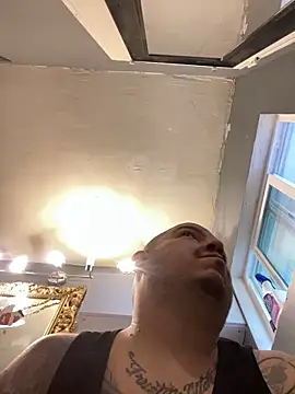 valleyoneofakind online show from 12/13/24, 03:54