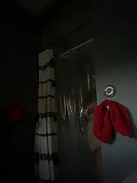 valleyoneofakind online show from 12/19/24, 12:45