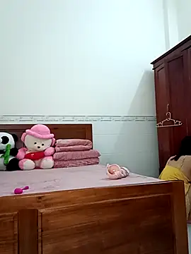    Erin    online show from 03/26/26, 02:50